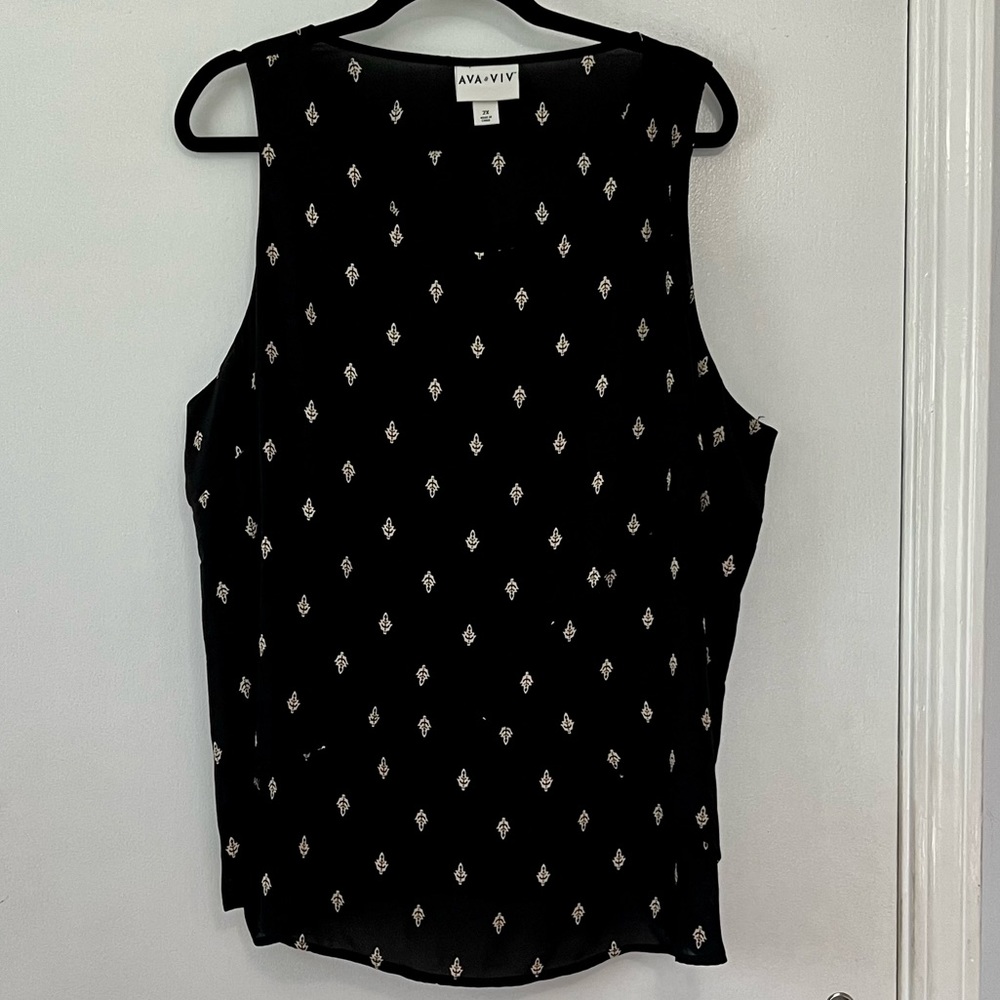 Ava & Viv Tiered Swing Tank